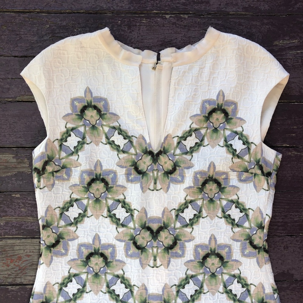 Schumacher Textured Sheath Dress Size 8 Cap Sleeve Abstract Floral German Silk - Picture 3 of 16